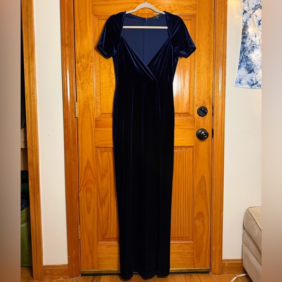 Lulus Navy Blue Velvet Eternal Elegance Short Sleeve Maxi Dress Size Large - Picture 2 of 7